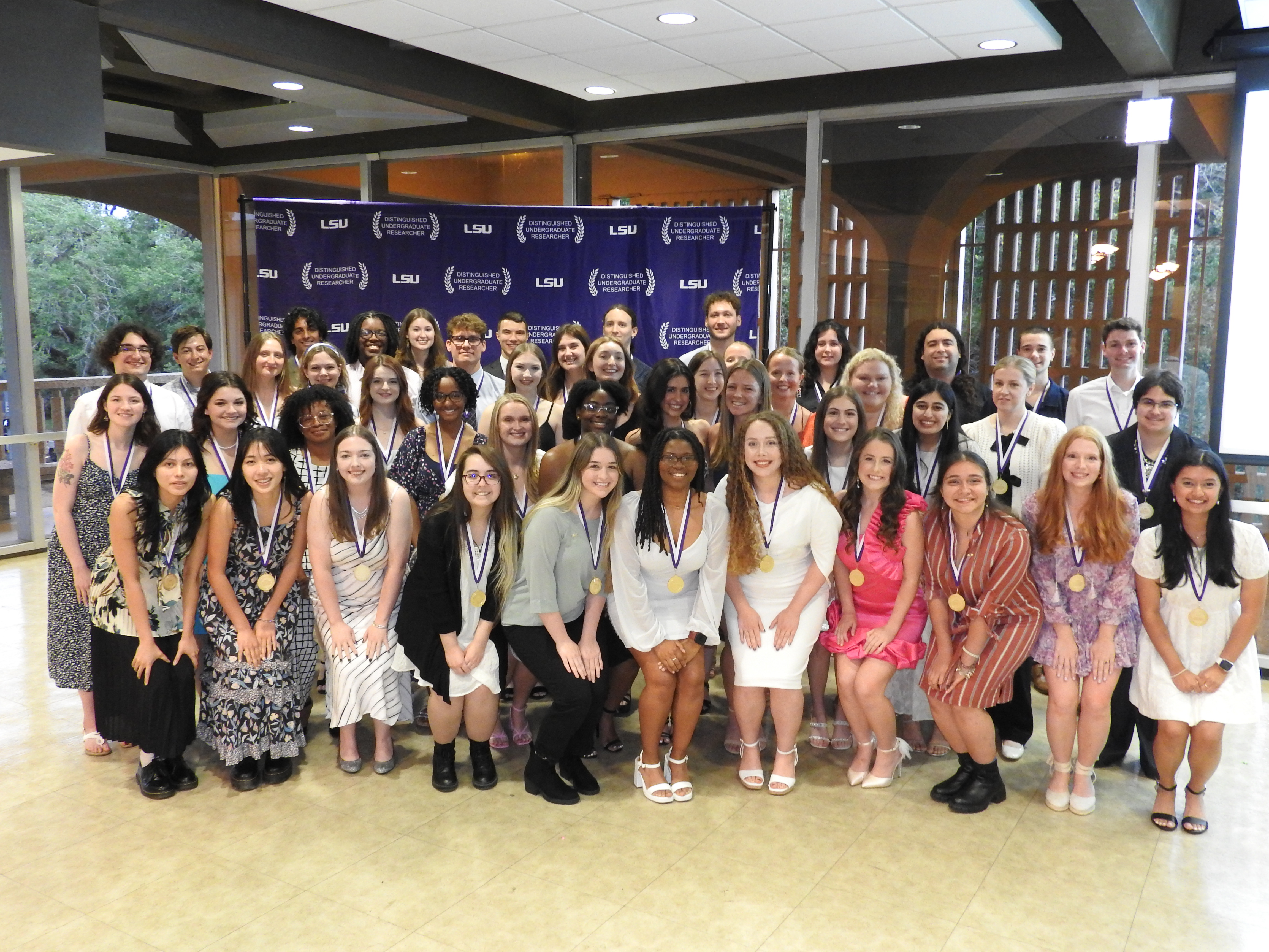 "Group photo of LSU Distinguished Undergraduate Researchers"